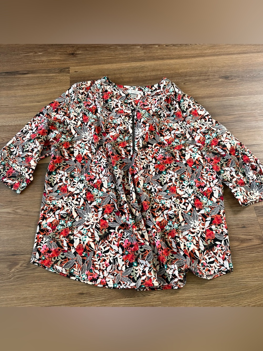 CJ Banks Chiffon Floral Blouse Plus 3X 1/4 Zip Flowy 3/4 Sleeves Colorful Office